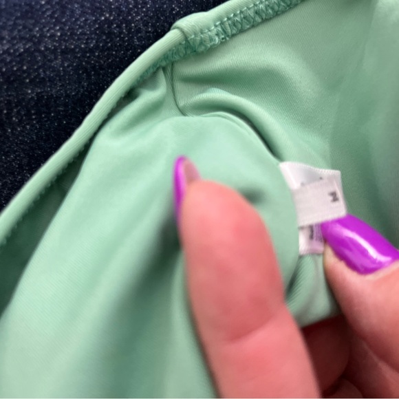 Reformation Tropicana one-piece brand new swimsuit size M - Picture 8 of 9